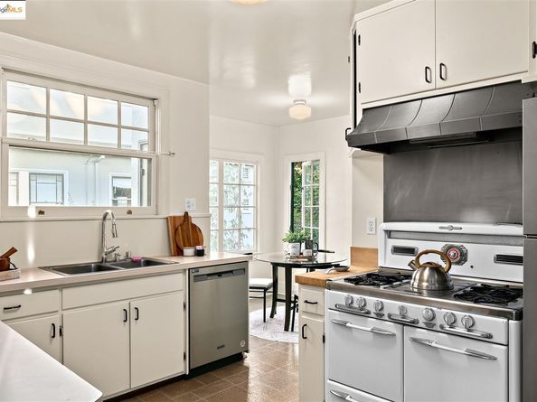 1730 San Lorenzo, Berkeley CA 94707