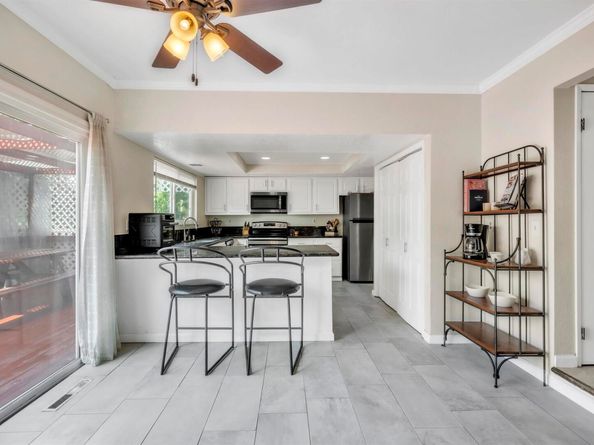 2380 Cabrillo Dr, Hayward CA 94545
