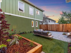 667 Alcatraz Ave, Oakland CA 94609