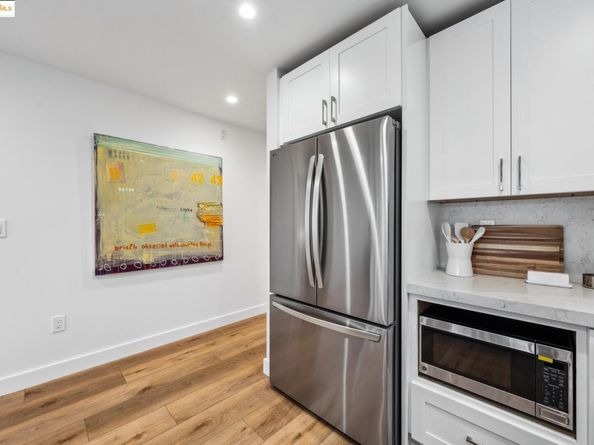 667 Alcatraz Ave, Oakland CA 94609