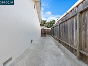 2358 Wright Ave, Pinole CA 94564