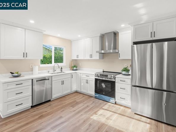 2358 Wright Ave, Pinole CA 94564