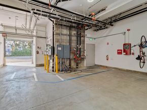 410 Webster St 1, Oakland CA 94607