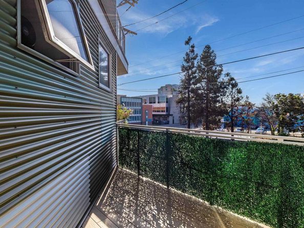 410 Webster St 1, Oakland CA 94607