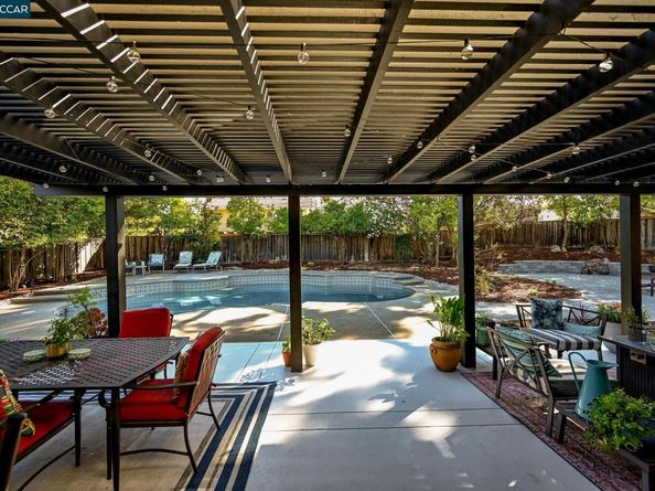 942 Cheyenne Dr, Walnut Creek CA 94598