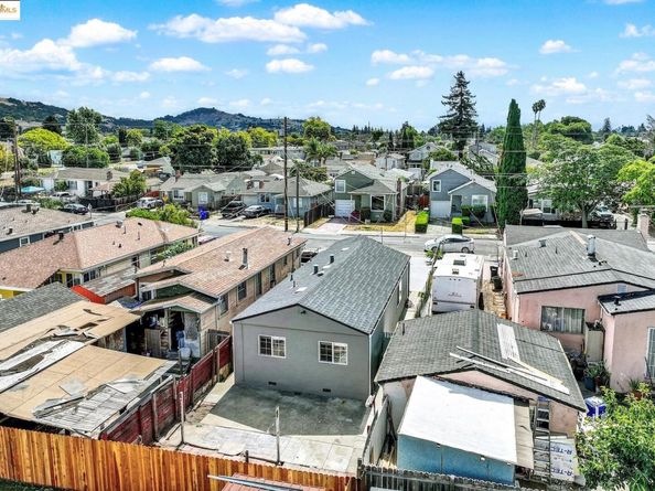 2125 102nd Ave, Oakland CA 94603