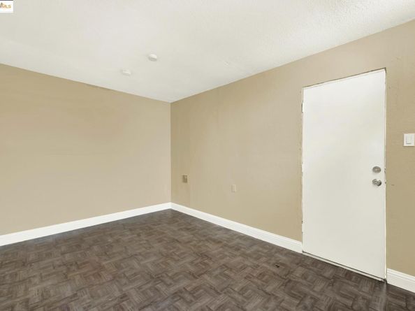 2125 102nd Ave, Oakland CA 94603