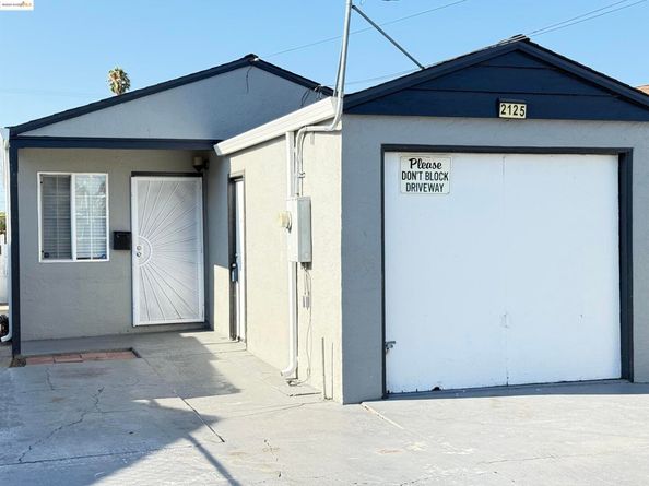 2125 102nd Ave, Oakland CA 94603