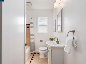 15009 Kesterson St, San Leandro CA 94579