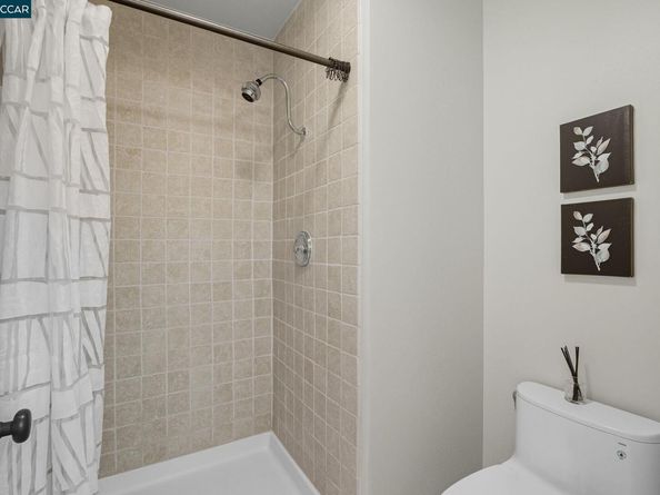 1585 Moraga Way, Moraga CA 94556