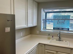 Undisclosed Address #41111976, Walnut Creek CA 94597