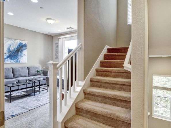 152 Heligan Ln 3, Livermore CA 94551