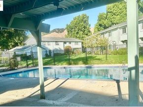 38521 Royal Ann Cmn, Fremont CA 94536