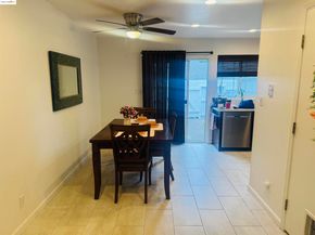 38521 Royal Ann Cmn, Fremont CA 94536