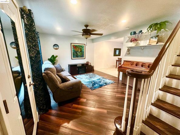 38521 Royal Ann Cmn, Fremont CA 94536