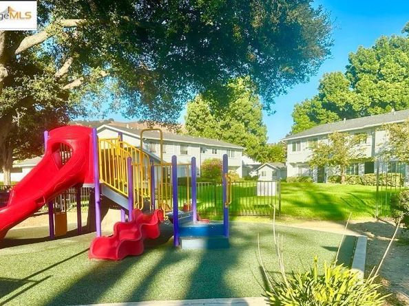 38521 Royal Ann Cmn, Fremont CA 94536