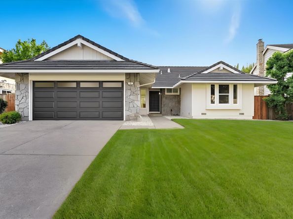 11 Paddock Ct, Pleasant Hill CA 94523