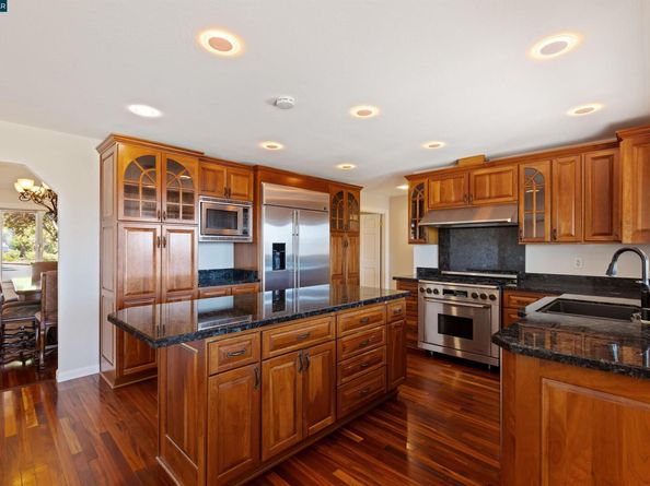 70 Sherburne Hills, Danville CA 94526
