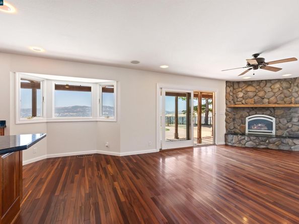 70 Sherburne Hills, Danville CA 94526