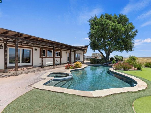 70 Sherburne Hills, Danville CA 94526