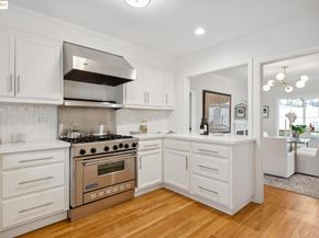 906 Glendome Cir, Oakland CA 94602