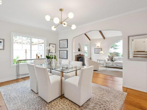 906 Glendome Cir, Oakland CA 94602