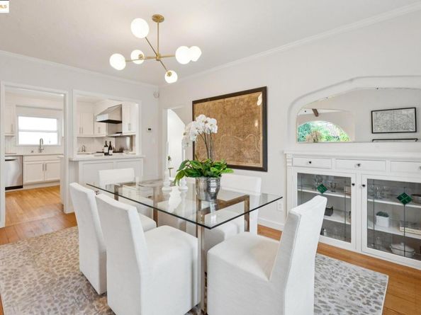 906 Glendome Cir, Oakland CA 94602