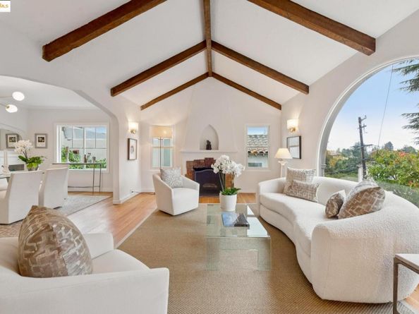 906 Glendome Cir, Oakland CA 94602