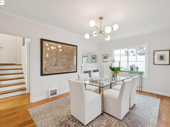 906 Glendome Cir, Oakland CA 94602