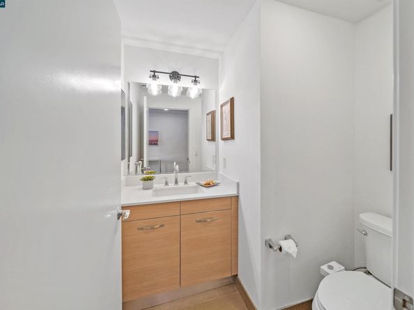 555 Ygnacio Valley Rd 204, Walnut Creek CA 94596