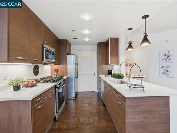 555 Ygnacio Valley Rd 204, Walnut Creek CA 94596