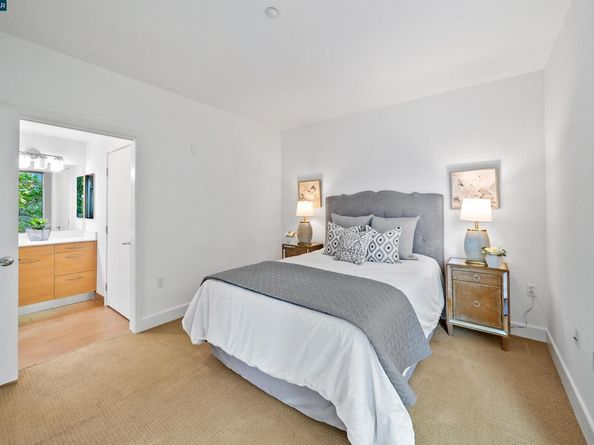 555 Ygnacio Valley Rd 204, Walnut Creek CA 94596