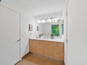 555 Ygnacio Valley Rd 204, Walnut Creek CA 94596