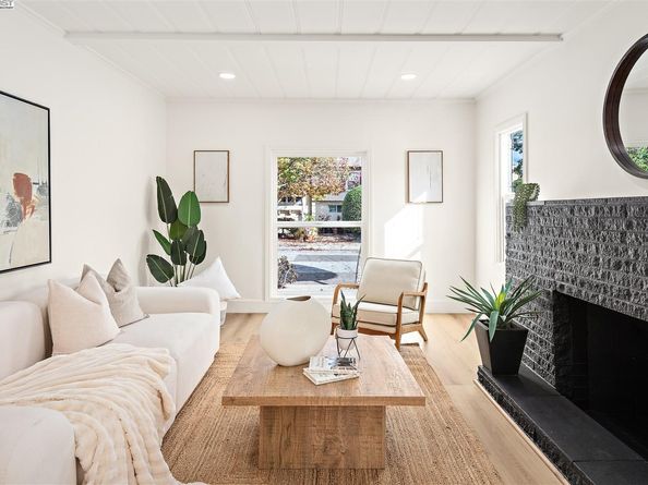 941 San Jose St, San Leandro CA 94577