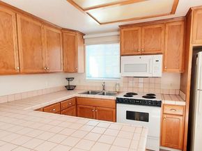 4900 John Muir Rd, Martinez CA 94553