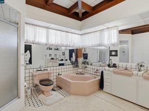 4900 John Muir Rd, Martinez CA 94553