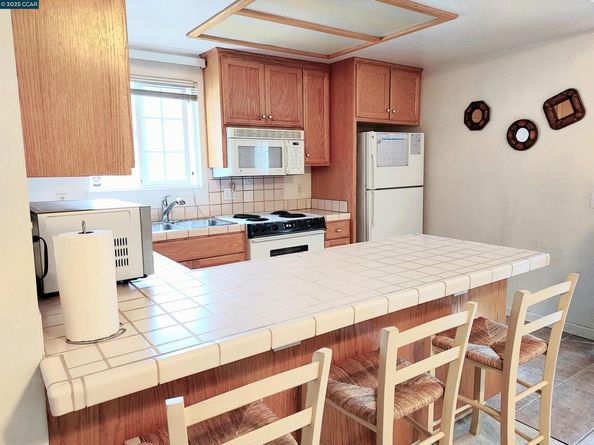 4900 John Muir Rd, Martinez CA 94553