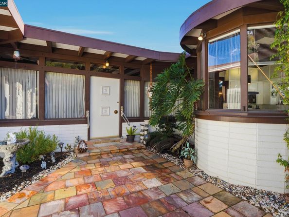 4900 John Muir Rd, Martinez CA 94553