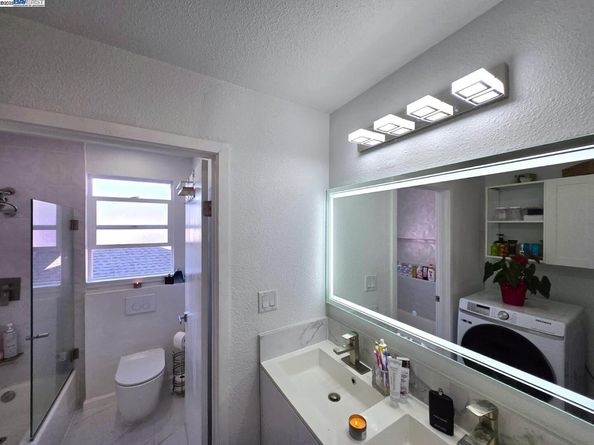 10468 West Court, Oakland CA 94603