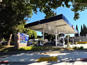 10468 West Court, Oakland CA 94603