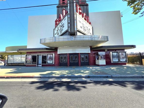 10468 West Court, Oakland CA 94603