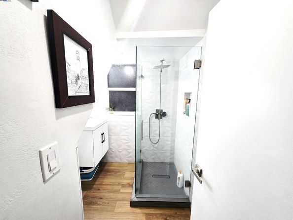 10468 West Court, Oakland CA 94603