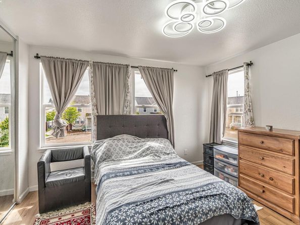 10468 West Court, Oakland CA 94603