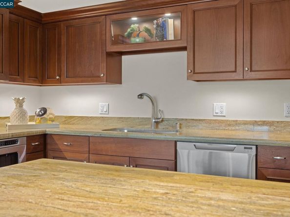 1129 Avenida Sevilla 5B, Walnut Creek CA 94595