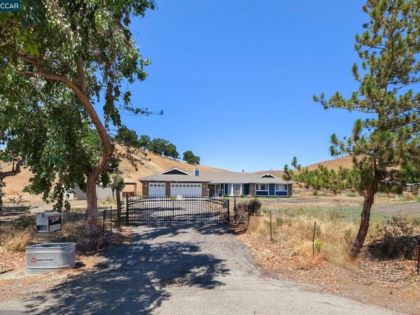 1610 Lawrence Road, Danville CA 94506