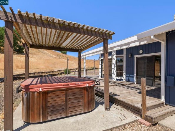 1610 Lawrence Road, Danville CA 94506