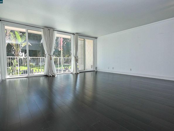 1425 Lakeside Drive 101, Oakland CA 94612