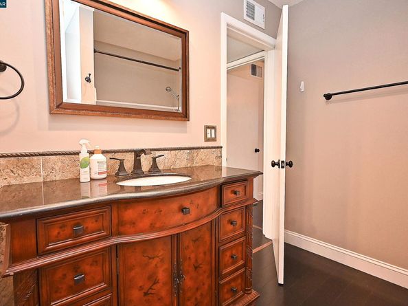 1425 Lakeside Drive 101, Oakland CA 94612