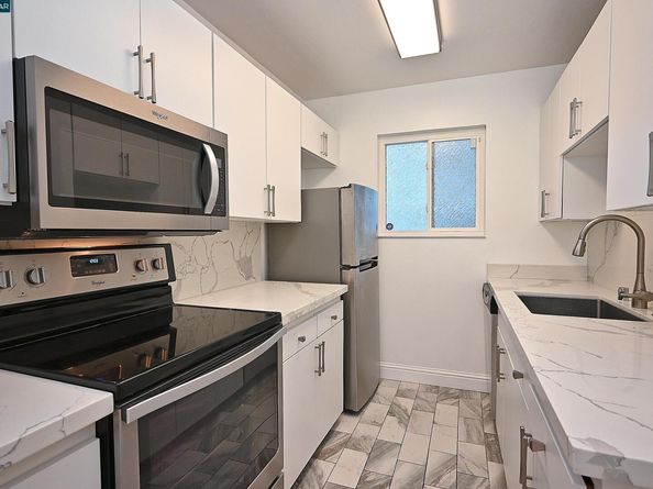 1425 Lakeside Drive 101, Oakland CA 94612