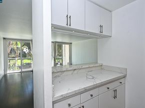 1425 Lakeside Drive 101, Oakland CA 94612